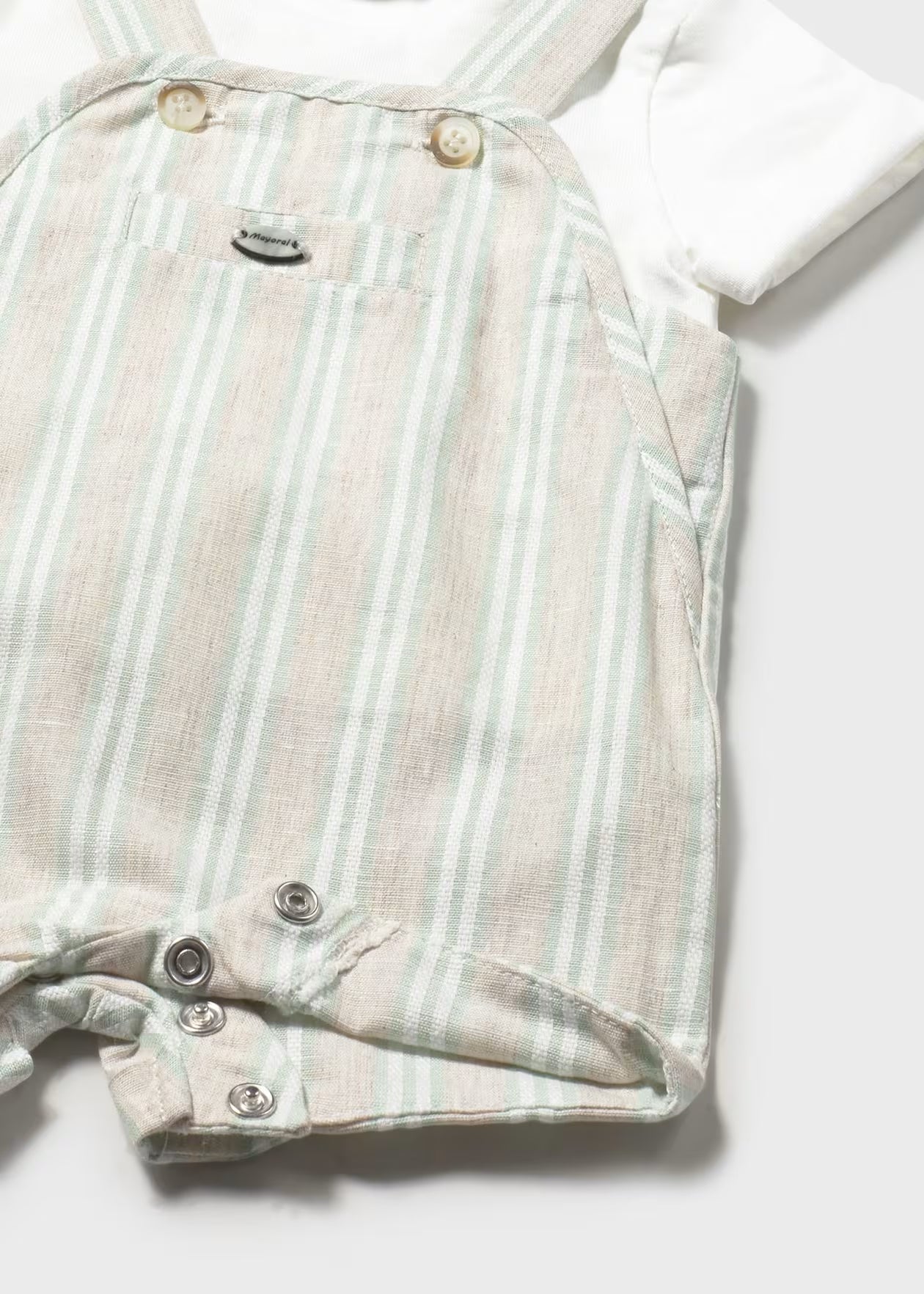 Conjunto jardineira riscas e t-shirt recém nascido